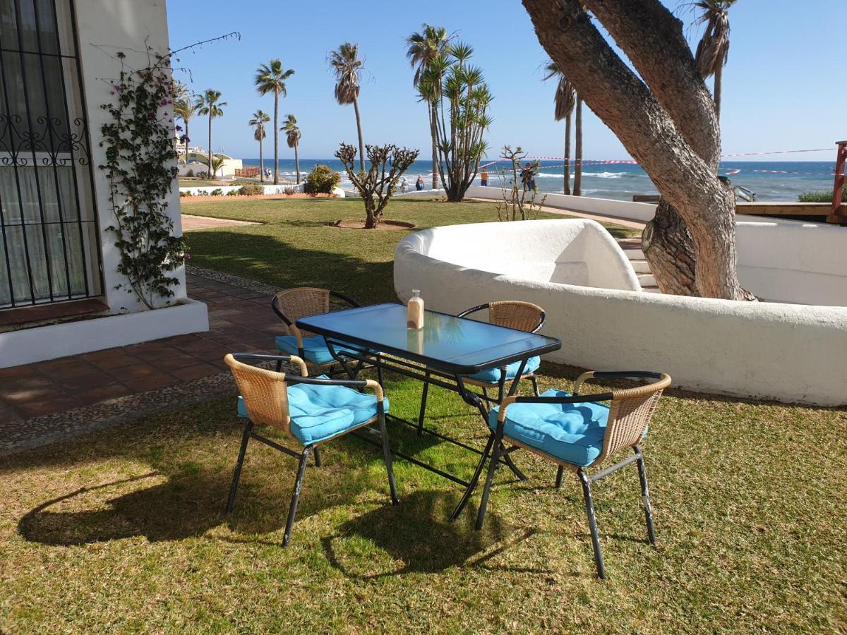 Dona Lola Micaela - Fully Equiped 1 Bedroom Ground Floor Beach Front Apartment With Direct Access To The Beach Of Calahonda - Costa Del Sol - Cs155 Sitio de Calahonda Eksteriør billede